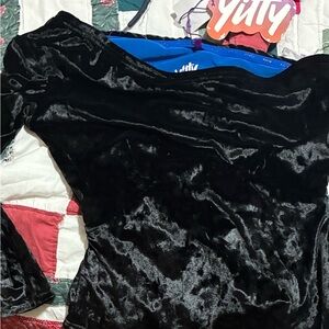 YITTY Black Velvet Top with Blue Lining